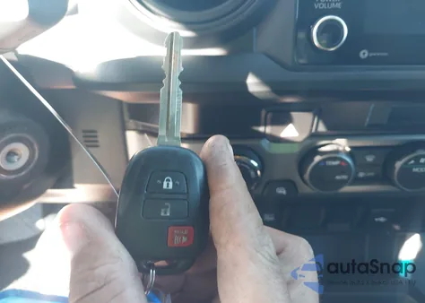 2023 Toyota Tacoma Sr V6 from USA, damaged, VIN 3TYSZ5ANXPT108059